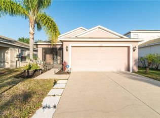 720 Cristelle Jean Dr, Ruskin, FL 33570