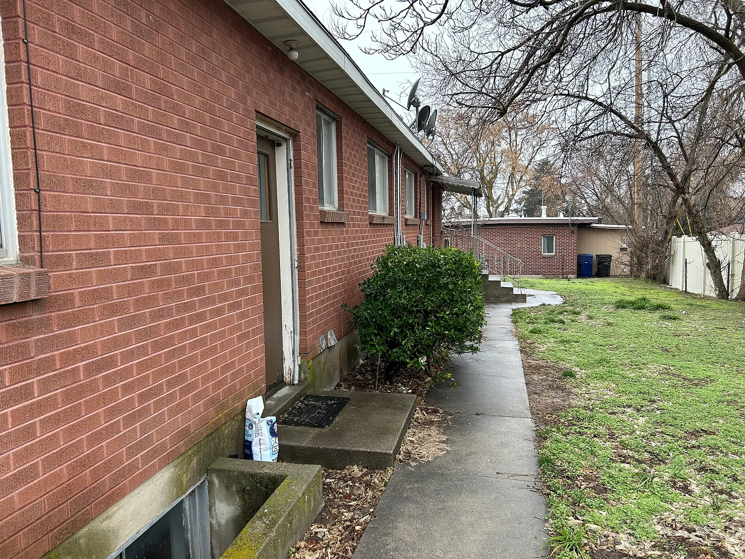 2 bed, 750 sqft, $1,345 — Photo 2