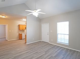 112 Collett Ct, Weatherford, TX 76088