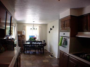 2nd image of 3725 Lewis St