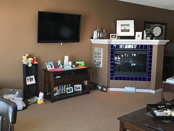 3rd image of 1114 Gordon Dr Unit 7S