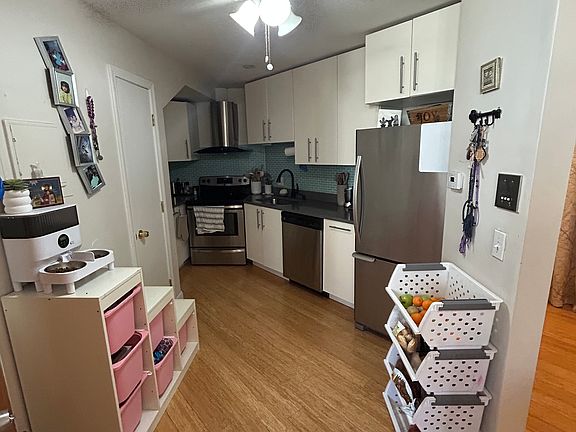 4th image of 74 Park St #1