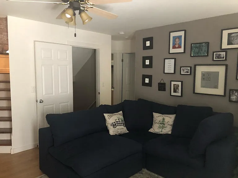 Middle Living