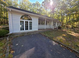 553 Declaration Ln, Jackson, NJ 08527