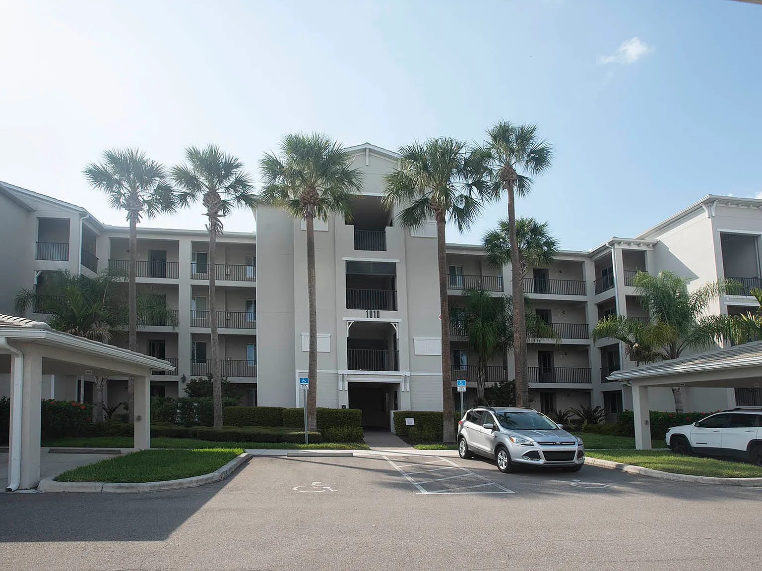 1010 Tidewater Shores Loop — Photo 2