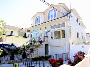 26 Winfield St, Staten Island, NY 10305