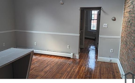 4th image of 6 W Pomona St