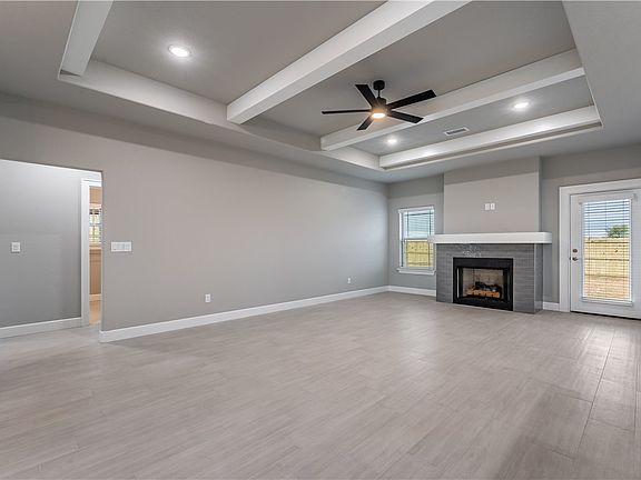 5th image of 1032 Glenora Ave