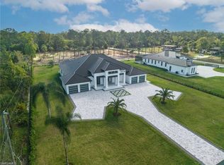 1874 39th St SW, Naples, FL 34117