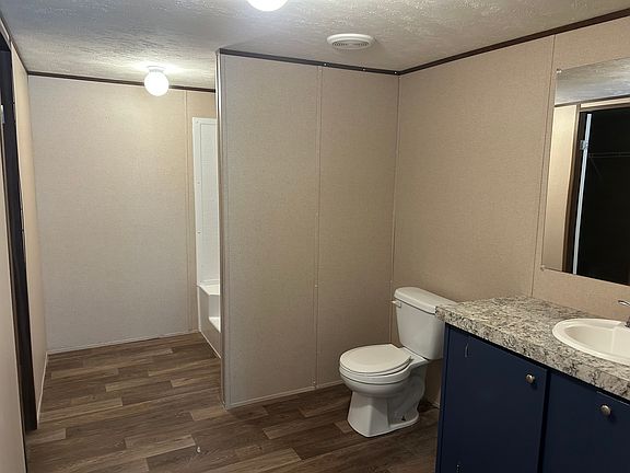 5th image of 472 Antigua Dr