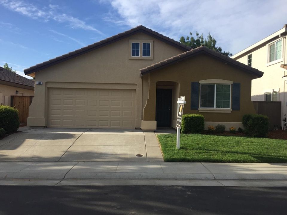 1st image of 1546 Grey Bunny Dr
