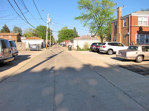 5th image of 3510 Jackson St