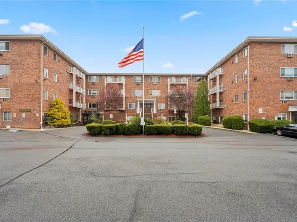 838 Pelhamdale Avenue #2  I, New Rochelle, NY 10801