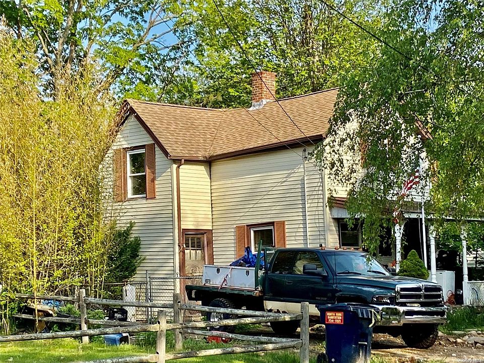 1st image of 539 3rd Street