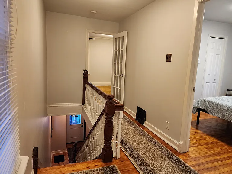 644 Churchill Ave N #1 — Photo 16