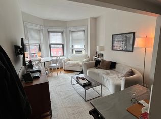 289 Newbury St APT 8, Boston, MA 02115