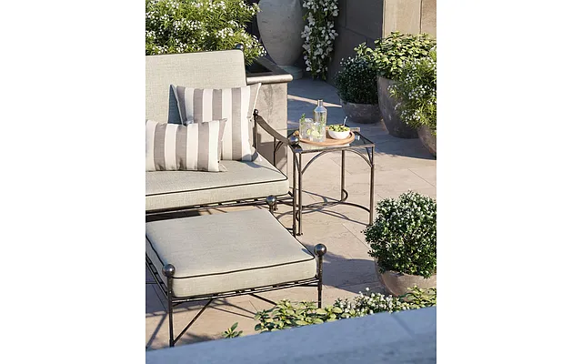 Sold by Douglas Elliman | media 17