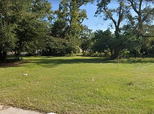 W Larua St, Pensacola, FL 32501