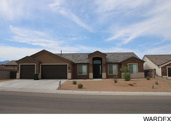 1st image of 3462 Laramie Ave