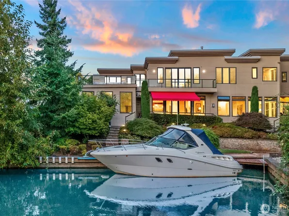 2 Crescent Key SE, Bellevue, WA 98006