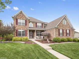 25704 Skyline Ct S, Plainfield, IL 60585