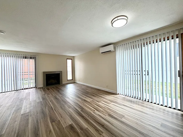 4461-4463 SW Garden Home Rd — Photo 9