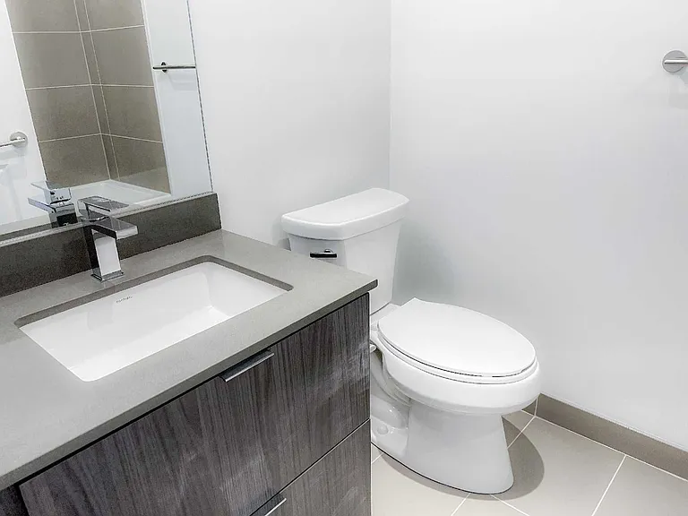 395 Bloor St E #2305 — Photo 14
