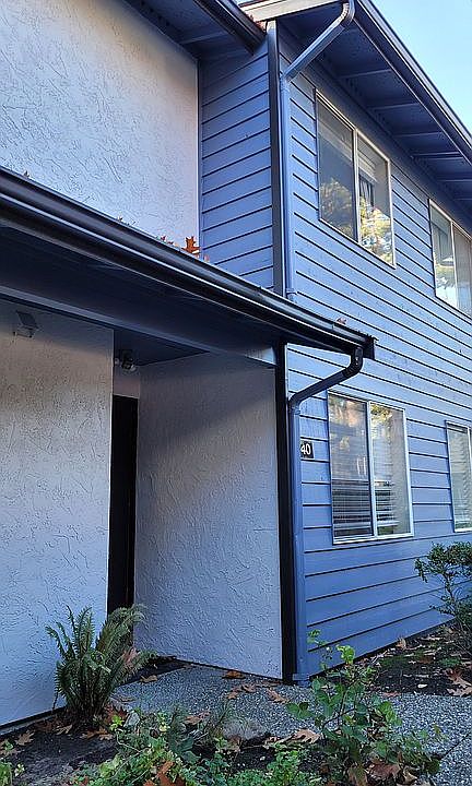 Ground floor entrance