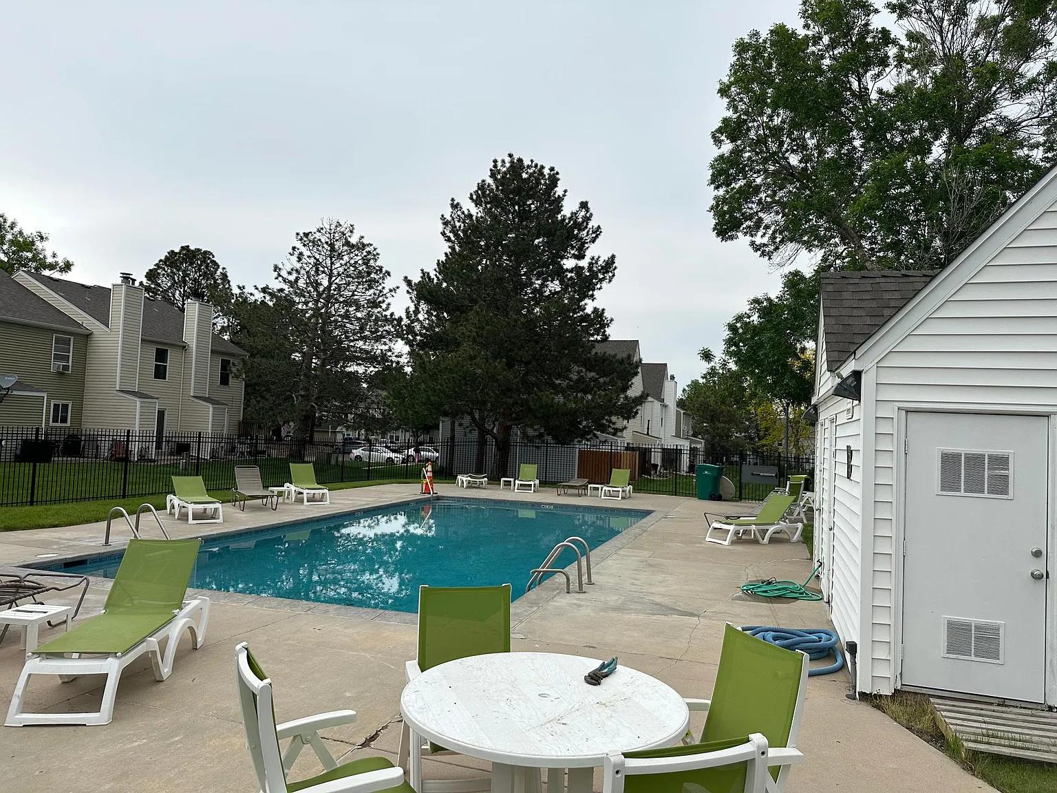 1 bed, 784 sqft, $1,950 — Photo 3