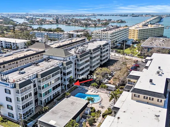 139 Bluff View Dr APT 104, Belleair Bluffs, FL 33770