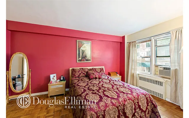 Sold by Douglas Elliman | media 20