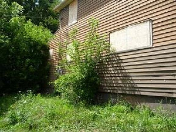2nd image of 1217 Kumler Ave