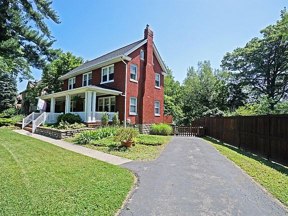 2nd image of 6214 Orchard Ln