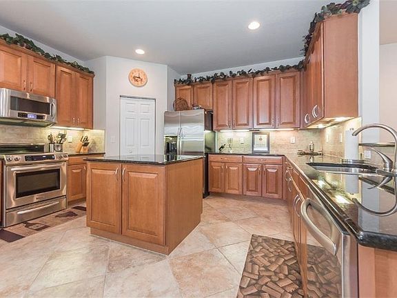 3rd image of 1209 Cheval Dr