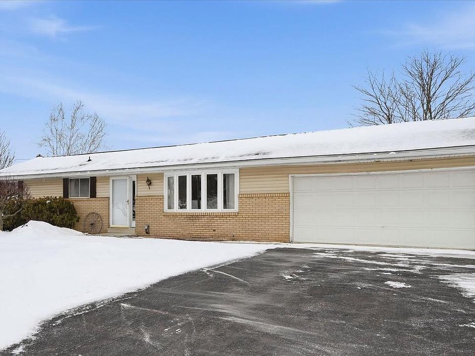 1st image of 143 Mill Dr