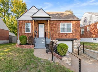 6111 Weber Rd, Saint Louis, MO 63123