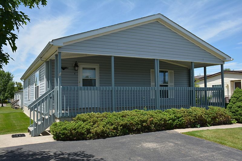 1st image of 4 Oakwood Trl