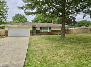 7735 Ragall Pkwy, Middleburg Heights, OH 44130