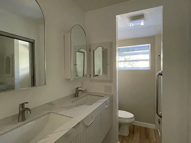 6827 Mayesdale Ave — Photo 9