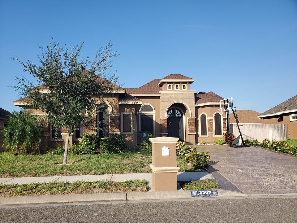 1st image of 3207 Crimson Ave