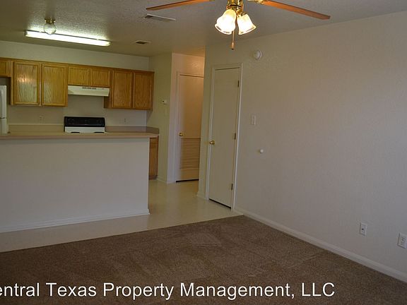 4th image of 221 W Dove Ln APT 206
