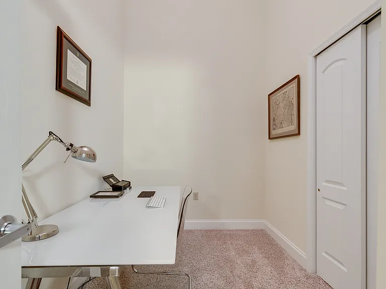 306 N 26th St #109 — Photo 24