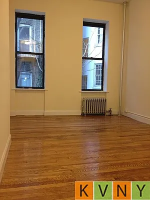 Rented by KVNY Soho | media 14