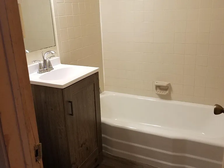 5341 Ervin St — Photo 3