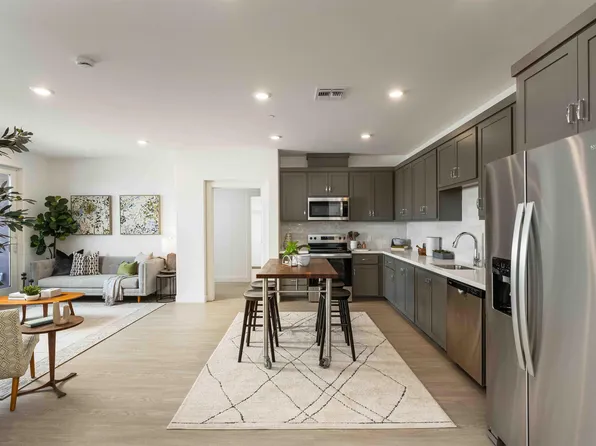 500 Somi Ct #214, Hayward, CA 94544