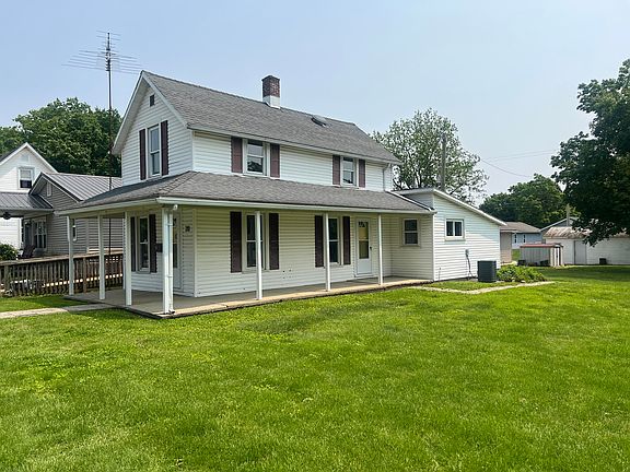 3rd image of 203 Sara St