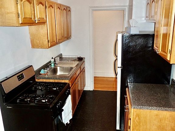 4th image of 97 Brooklyn Ave APT 6J