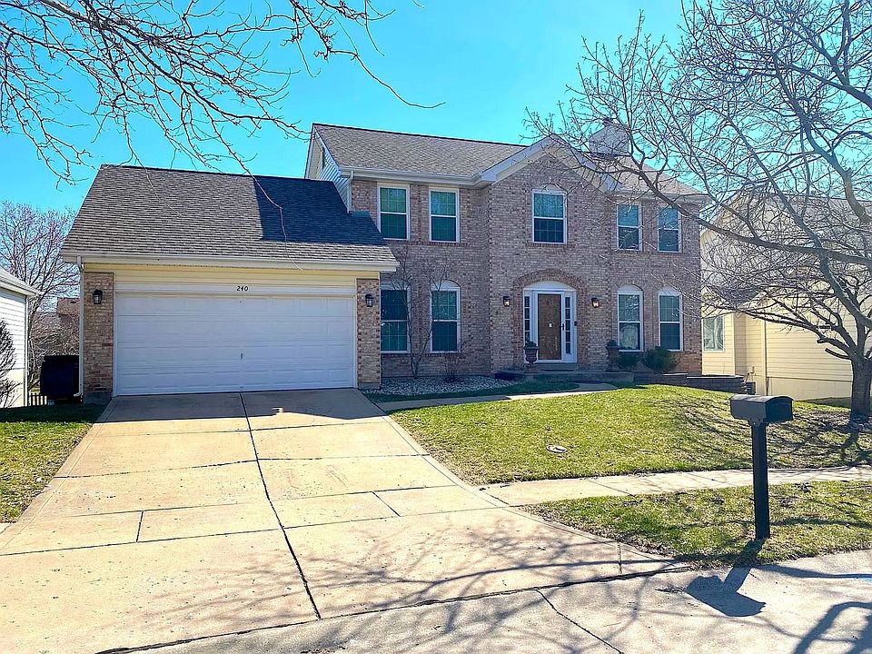 1st image of 240 Lehigh Meadows Dr
