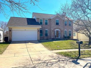 240 Lehigh Meadows Dr, Chesterfield, MO 63005
