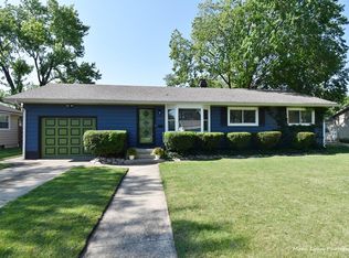 1640 Roanoke Ave, Aurora, IL 60506